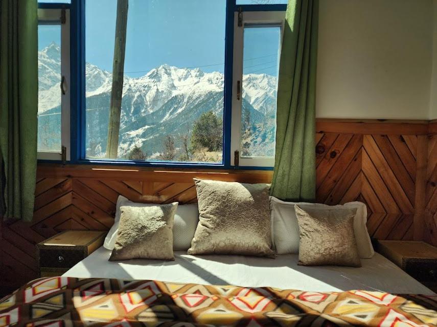 Safarnama Retreat Homestay - All Rooms With Mountain View Kalpa Ngoại thất bức ảnh