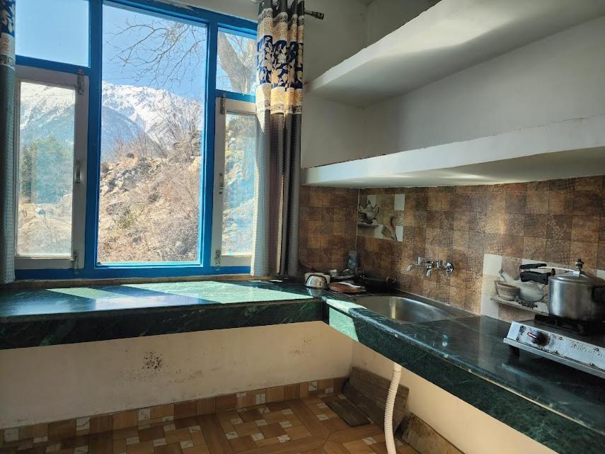 Safarnama Retreat Homestay - All Rooms With Mountain View Kalpa Ngoại thất bức ảnh
