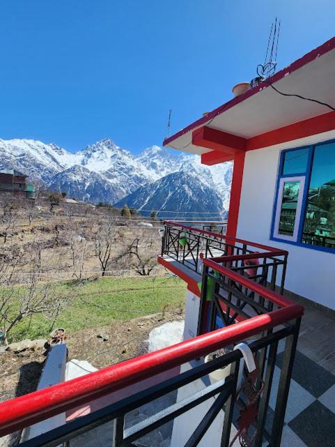 Safarnama Retreat Homestay - All Rooms With Mountain View Kalpa Ngoại thất bức ảnh
