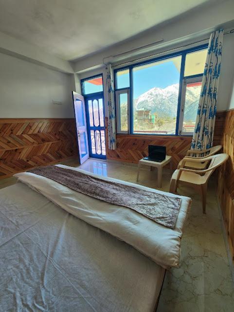 Safarnama Retreat Homestay - All Rooms With Mountain View Kalpa Ngoại thất bức ảnh